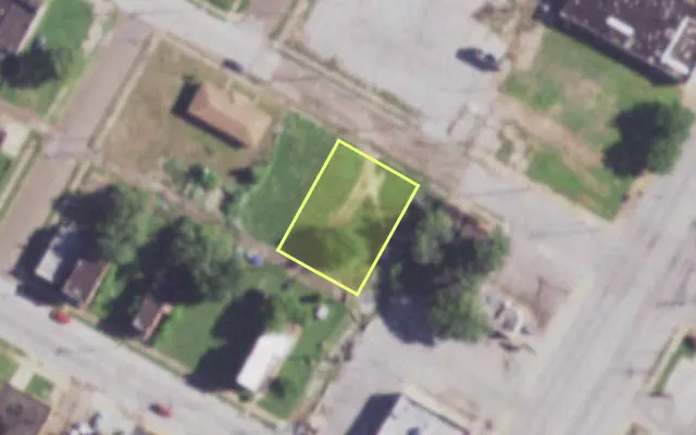 Aerial view of 3618 PENROSE ST — vacant lot, St. Louis with approximate parcel outline