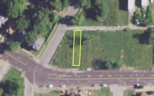 Aerial view of 2839 ST LOUIS AV — vacant lot, St. Louis with approximate parcel outline