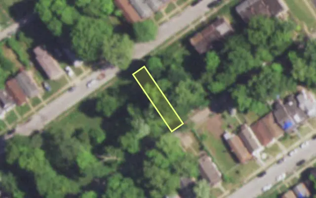 Aerial view of 5246 GENEVIEVE AV — vacant lot, St. Louis with approximate parcel outline