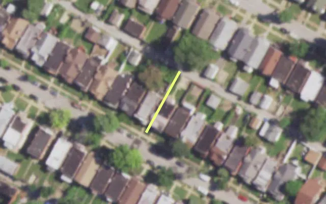 Aerial view of 4853 SACRAMENTO AV — vacant lot, St. Louis with approximate parcel outline