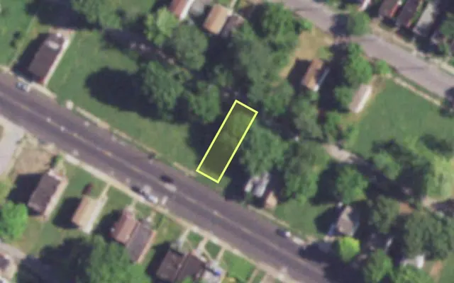 Aerial view of 4141 LEE AV — vacant lot, St. Louis with approximate parcel outline