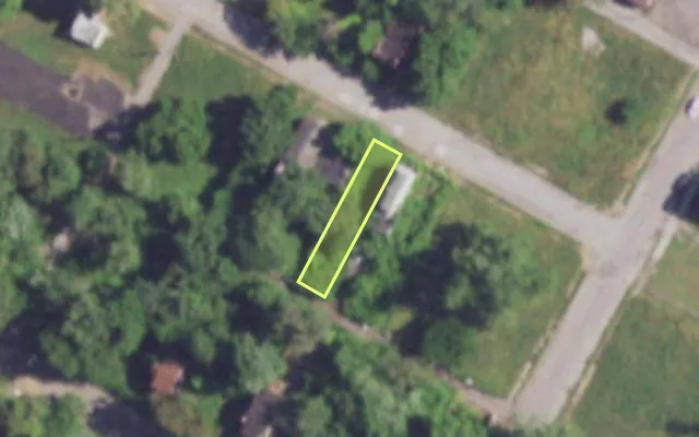Aerial view of 4218 COTE BRILLIANTE AV — vacant lot, St. Louis with approximate parcel outline