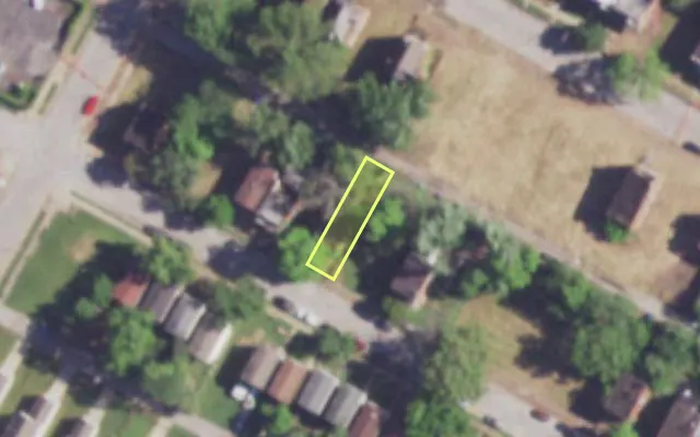 Aerial view of 3949 KENNERLY AV — vacant lot, St. Louis with approximate parcel outline
