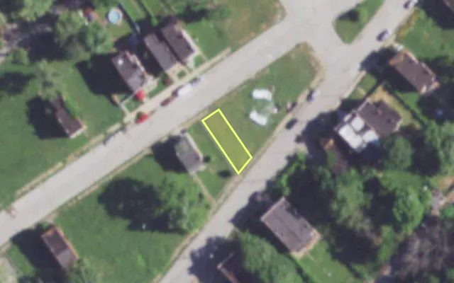 Aerial view of 2014 ALICE AV — vacant lot, St. Louis with approximate parcel outline