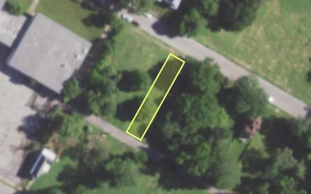 Aerial view of 5712 LOTUS AV — vacant lot, St. Louis with approximate parcel outline