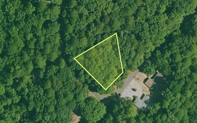 Aerial view of GARLAND County parcel 60433 — Arkansas post-auction with approximate parcel outline