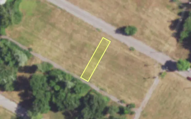 Aerial view of 4532 KENNERLY AV — vacant lot, St. Louis with approximate parcel outline