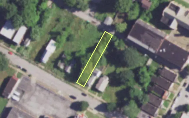 Aerial view of 4127 LEXINGTON AV — vacant lot, St. Louis with approximate parcel outline