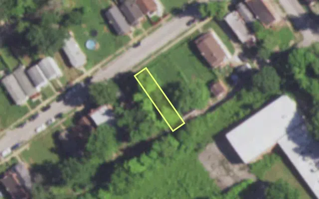 Aerial view of 5452 BEACON AV — vacant lot, St. Louis with approximate parcel outline