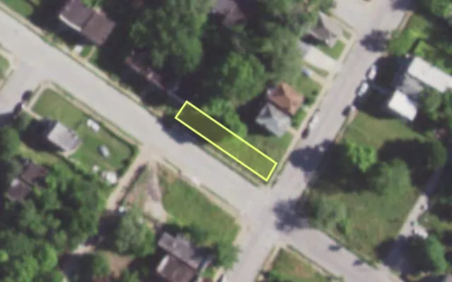 Aerial view of 1355 GOODFELLOW BLVD — vacant lot, St. Louis with approximate parcel outline
