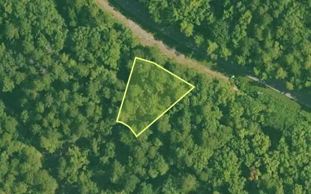 Aerial view of SALINE County parcel 588-00022-000 — Arkansas post-auction with approximate parcel outline