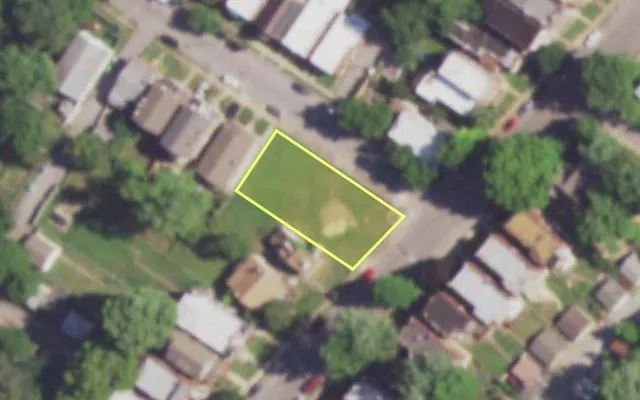 Aerial view of 6101 MICHIGAN AV — vacant lot, St. Louis with approximate parcel outline