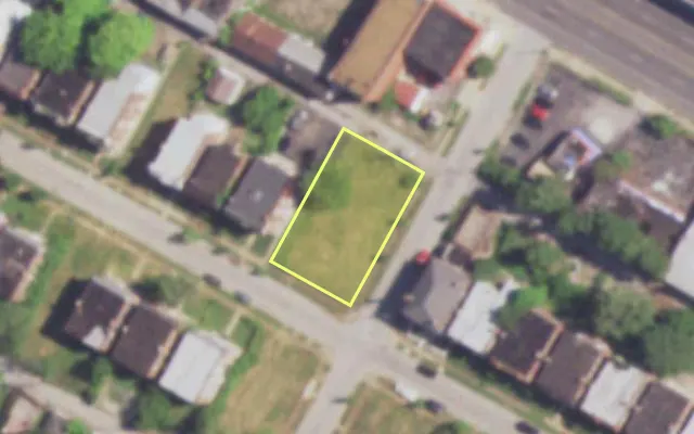 Aerial view of 5201 PALM ST — vacant lot, St. Louis with approximate parcel outline