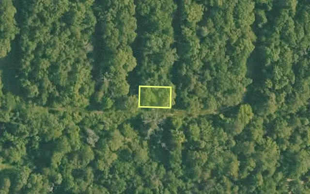 Aerial view of BAXTER County parcel 010-02352-000 — Arkansas post-auction with approximate parcel outline