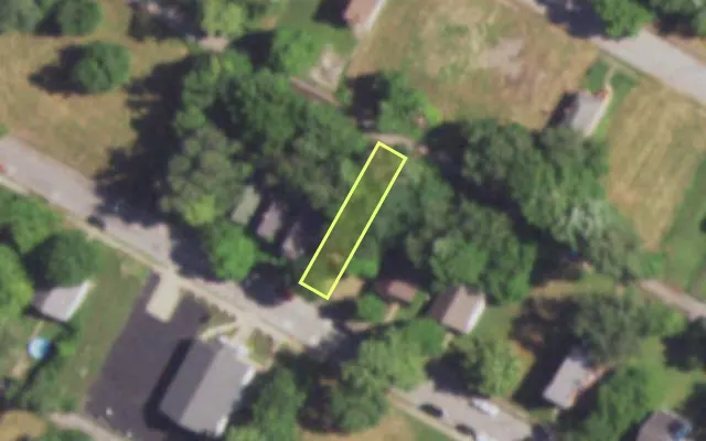 Aerial view of 4569 ST FERDINAND AV — vacant lot, St. Louis with approximate parcel outline