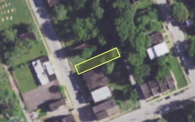 Aerial view of 4316 N 20TH ST — vacant lot, St. Louis with approximate parcel outline
