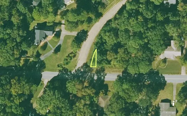 Aerial view of SALINE County parcel 840-06663-000 — Arkansas post-auction with approximate parcel outline