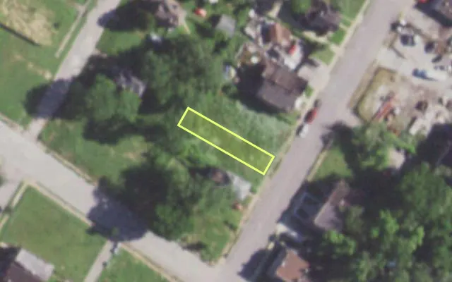Aerial view of 1465 ARLINGTON AV — vacant lot, St. Louis with approximate parcel outline