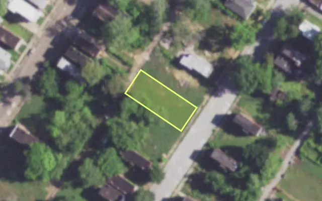 Aerial view of 4331 LINTON AV — vacant lot, St. Louis with approximate parcel outline