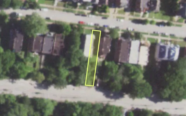 Aerial view of 5038 CATES AV — vacant lot, St. Louis with approximate parcel outline