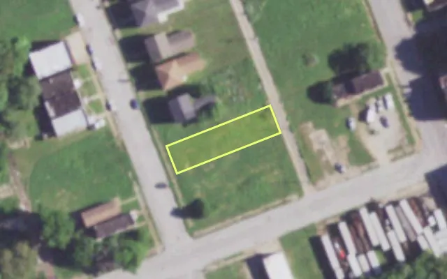 Aerial view of 3908 N 22ND ST — vacant lot, St. Louis with approximate parcel outline