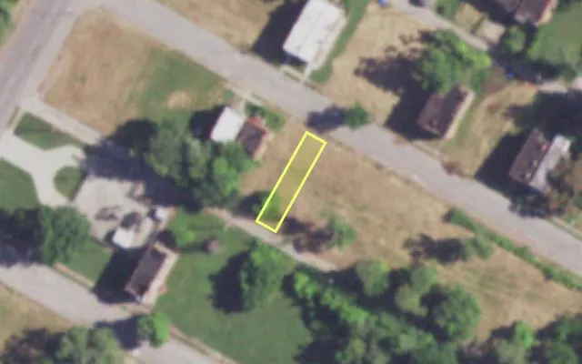 Aerial view of 3842 KENNERLY AV — vacant lot, St. Louis with approximate parcel outline