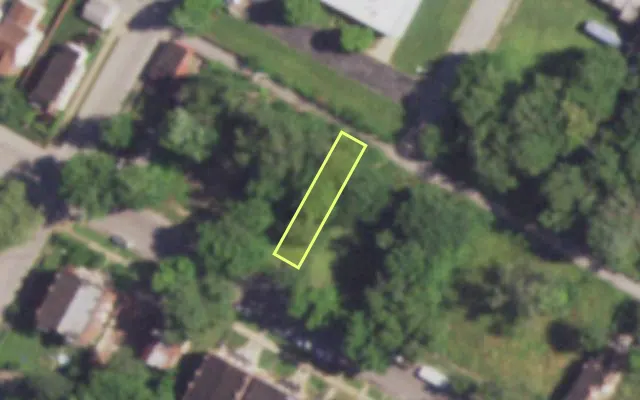 Aerial view of 4595 EVANS AV — vacant lot, St. Louis with approximate parcel outline