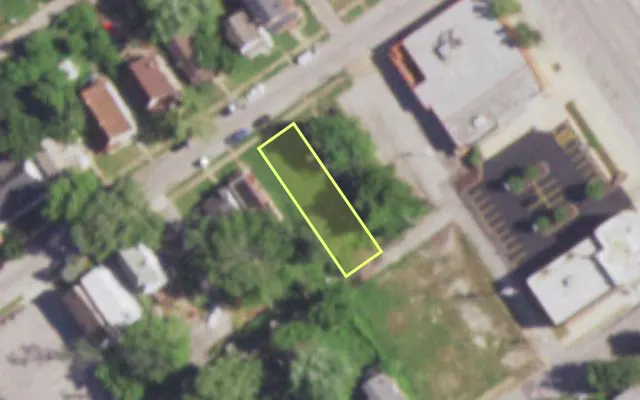 Aerial view of 5532 GILMORE AV — vacant lot, St. Louis with approximate parcel outline