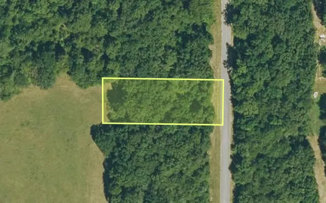 Aerial view of FULTON County parcel 705-26074-000 — Arkansas post-auction with approximate parcel outline