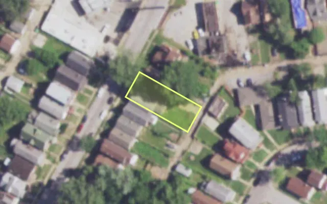 Aerial view of 4428 MARCUS AV — vacant lot, St. Louis with approximate parcel outline