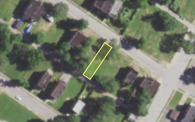 Aerial view of 5918 WABADA AV — vacant lot, St. Louis with approximate parcel outline