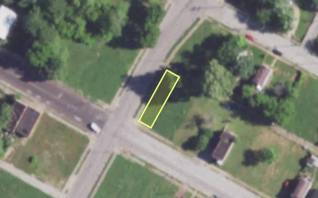 Aerial view of 3793 LEE AV — vacant lot, St. Louis with approximate parcel outline