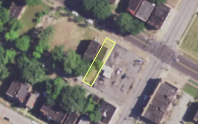 Aerial view of 3910 ST LOUIS AV — vacant lot, St. Louis with approximate parcel outline