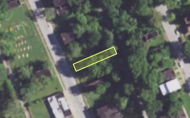 Aerial view of 4328 N 20TH ST — vacant lot, St. Louis with approximate parcel outline