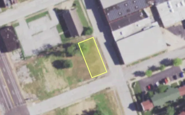 Aerial view of 1435 MADISON ST — vacant lot, St. Louis with approximate parcel outline
