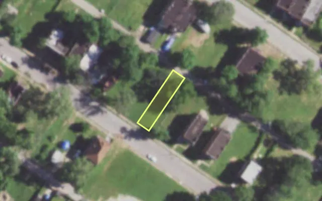 Aerial view of 5937 LOTUS AV — vacant lot, St. Louis with approximate parcel outline