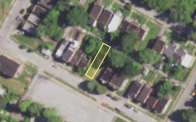 Aerial view of 4663 ELMBANK AV — vacant lot, St. Louis with approximate parcel outline