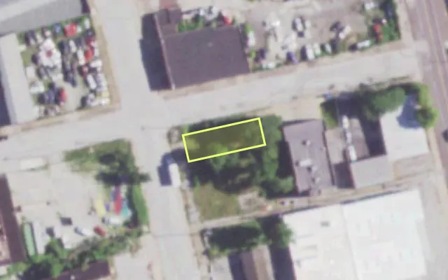 Aerial view of 1826 N 9TH ST — vacant lot, St. Louis with approximate parcel outline