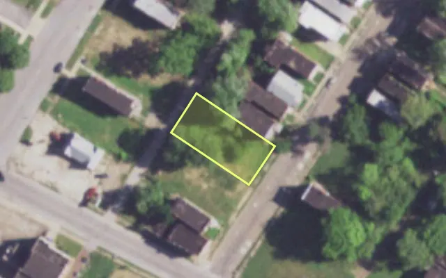 Aerial view of 4311 COLLEGE AV — vacant lot, St. Louis with approximate parcel outline