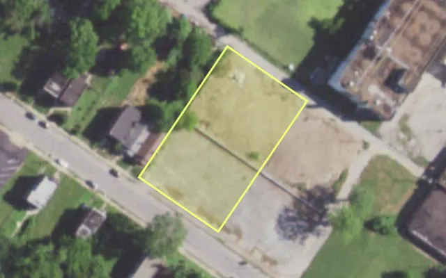 Aerial view of 5947 WELLS AV — vacant lot, St. Louis with approximate parcel outline