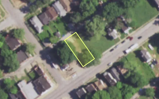 Aerial view of 5407 UNION BLVD — vacant lot, St. Louis with approximate parcel outline