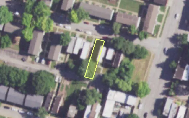 Aerial view of 2616 HICKORY ST — vacant lot, St. Louis with approximate parcel outline