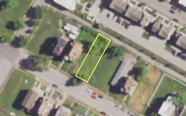 Aerial view of 4175 WEST BELLE PL — vacant lot, St. Louis with approximate parcel outline