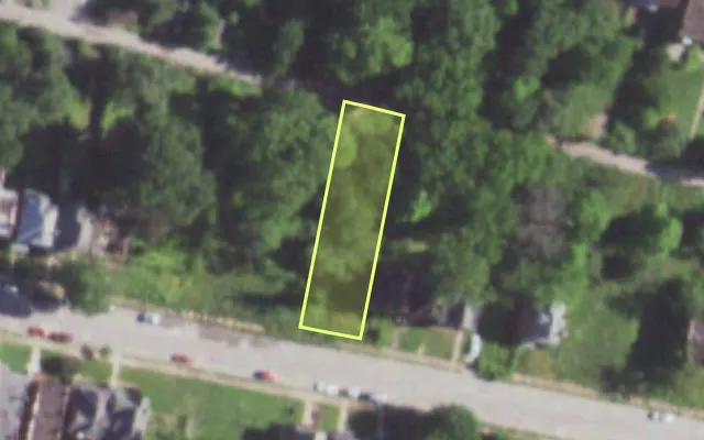 Aerial view of 5209 MINERVA AV — vacant lot, St. Louis with approximate parcel outline