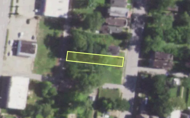 Aerial view of 1125 AUBERT AV — vacant lot, St. Louis with approximate parcel outline