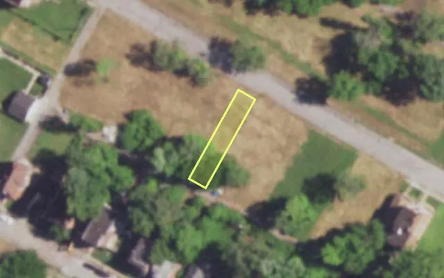 Aerial view of 4576 GARFIELD AV — vacant lot, St. Louis with approximate parcel outline
