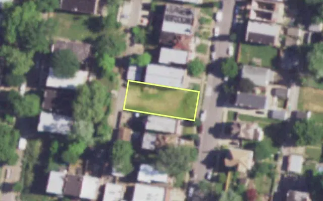 Aerial view of 3539 CALIFORNIA AV — vacant lot, St. Louis with approximate parcel outline