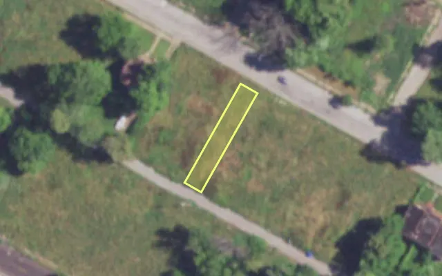 Aerial view of 4302 W LABADIE AV — vacant lot, St. Louis with approximate parcel outline