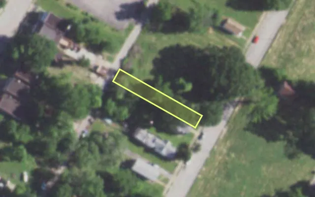 Aerial view of 2827 SEMPLE AV — vacant lot, St. Louis with approximate parcel outline