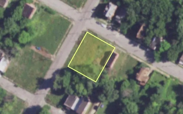 Aerial view of 3962 COTE BRILLIANTE AV — vacant lot, St. Louis with approximate parcel outline